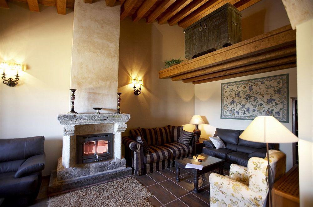 Ibersol La Casona De Andrea Hotel Tiedra Buitenkant foto