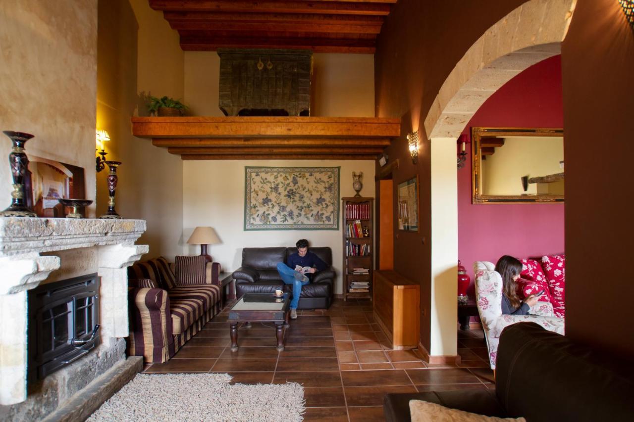 Ibersol La Casona De Andrea Hotel Tiedra Buitenkant foto